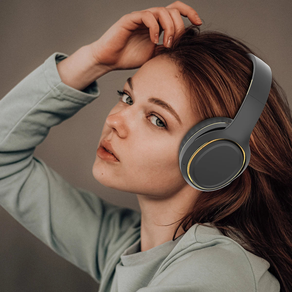 TWS Bluetooth Headphones Wireless Music Headset Over Ear High Fidelity Bass Stereo Sports Earphones with AUX Cable